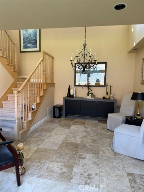 Detail Gallery Image 8 of 22 For 3739 Calle Jazmin, Calabasas,  CA 91302 - 3 Beds | 2/1 Baths