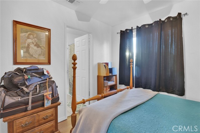 Detail Gallery Image 20 of 47 For 12887 Sholic, Apple Valley,  CA 92308 - 3 Beds | 2/1 Baths