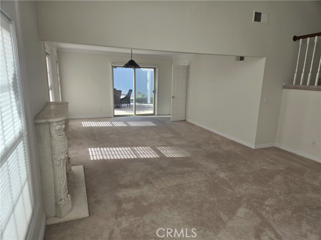 Detail Gallery Image 3 of 45 For 5704 Miguel Way, Long Beach,  CA 90814 - 5 Beds | 3 Baths