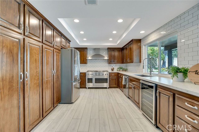 7022 Wheeler Avenue, La Verne CA: https://media.crmls.org/medias/c46d325c-f883-430b-975f-cb71f9576c0b.jpg