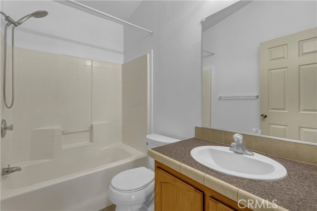 Detail Gallery Image 24 of 44 For 209 Road Runner Ln, Fountain Valley,  CA 92708 - 3 Beds | 2 Baths