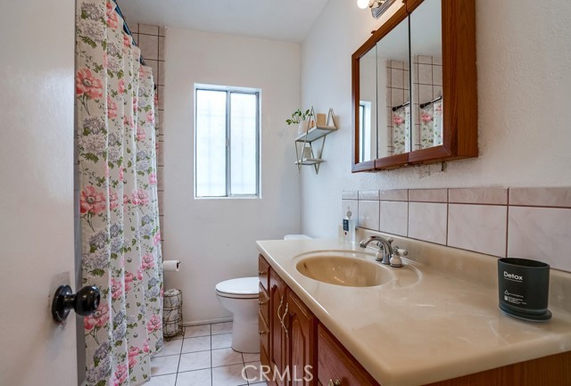 Detail Gallery Image 35 of 38 For 115 N Magnolia Court, Compton,  CA 90220 - 4 Beds | 2 Baths