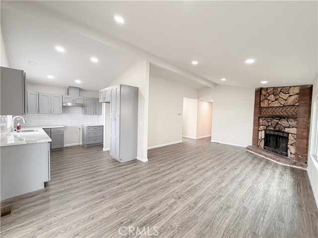 Detail Gallery Image 5 of 22 For 14312 Dover, Mojave,  CA 93501 - 2 Beds | 3 Baths