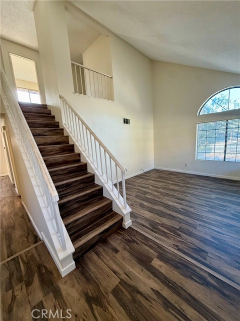 13735 Gemini Street, Victorville CA: https://media.crmls.org/medias/c4706188-02c9-4b1d-ab67-4ee365df6e50.jpg