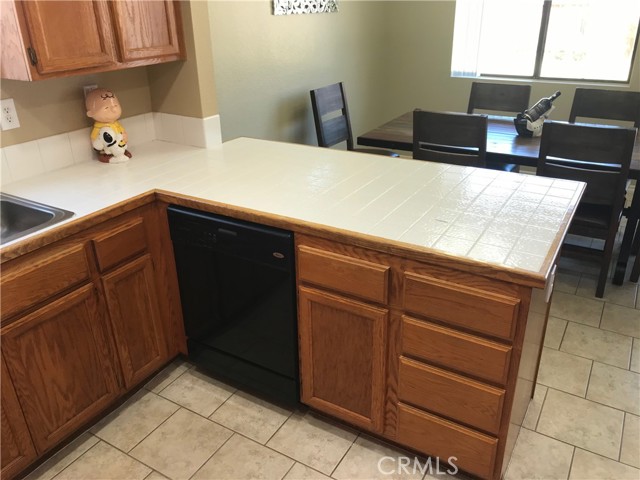 Detail Gallery Image 6 of 20 For 1026 Basalt Ct, Hemet,  CA 92543 - 3 Beds | 2 Baths