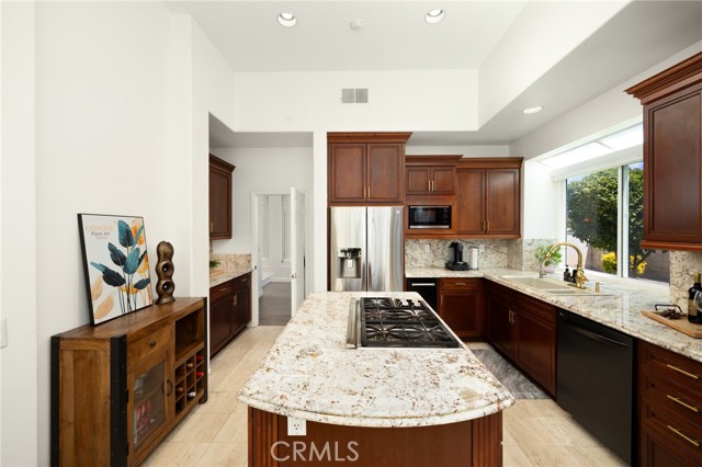 5914 Johnston Place, Rancho Cucamonga CA: https://media.crmls.org/medias/c471de9c-ab3c-4e36-bb03-676dae66abf5.jpg