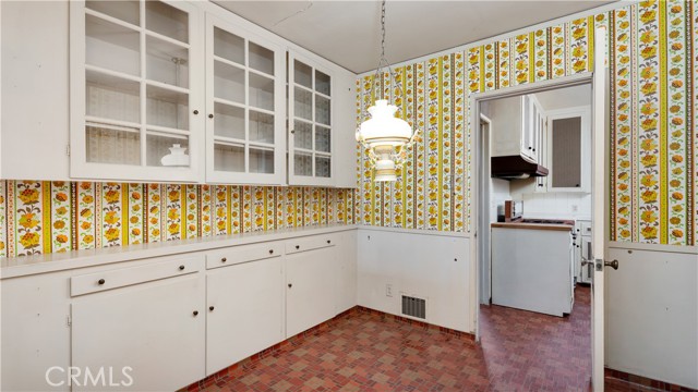 Detail Gallery Image 14 of 37 For 1804 N Heliotrope Dr, Santa Ana,  CA 92706 - 5 Beds | 4 Baths