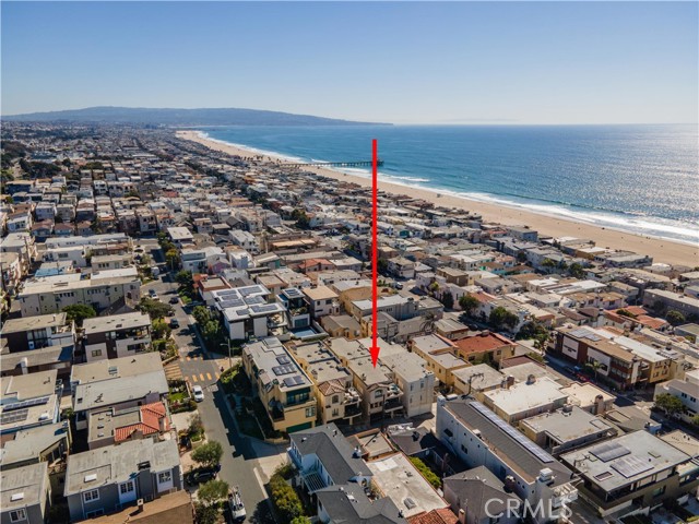 320 24th Place, Manhattan Beach, California 90266, 3 Bedrooms Bedrooms, ,3 BathroomsBathrooms,Residential,Sold,24th,SB21215481