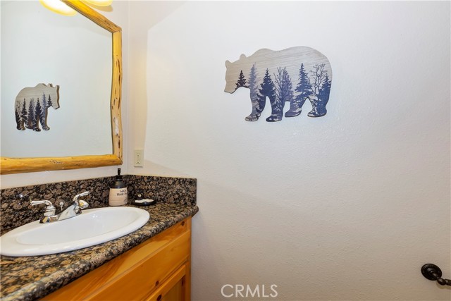 Detail Gallery Image 20 of 53 For 1053 Cherokee St, Fawnskin,  CA 92333 - 4 Beds | 3/1 Baths