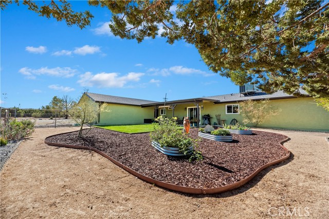 Detail Gallery Image 38 of 48 For 7215 Kourie Way, Oak Hills,  CA 92344 - 2 Beds | 2 Baths