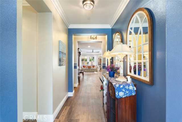 Detail Gallery Image 11 of 72 For 29316 Fenway, Lake Elsinore,  CA 92530 - 5 Beds | 4 Baths