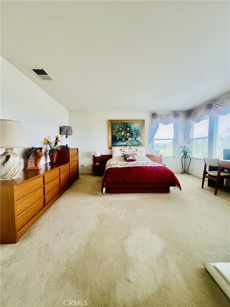 MLS #OC25225093 image #18