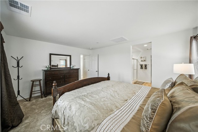 14160 Hercules Street, Hesperia CA: https://media.crmls.org/medias/c474221f-37d7-47d9-8707-4b523c6d59d4.jpg