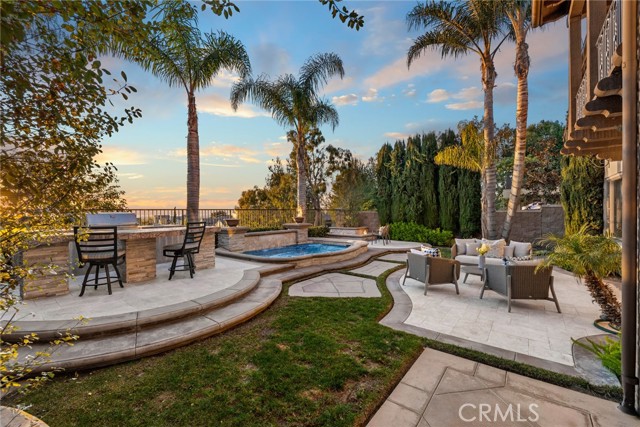 Detail Gallery Image 12 of 39 For 33 Tall Hedge, Irvine,  CA 92603 - 3 Beds | 3/1 Baths