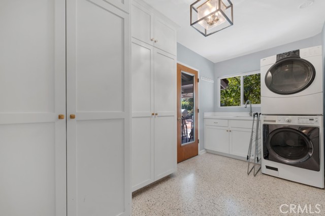 10335 Sylvia Avenue, Porter Ranch CA: https://media.crmls.org/medias/c476284d-dcf1-4928-80e2-5d7e9886b4e8.jpg