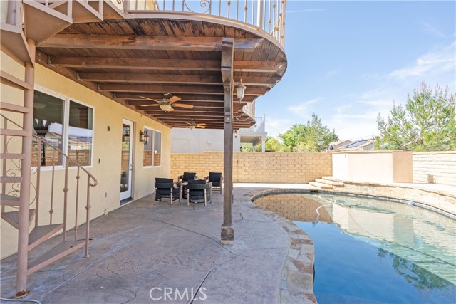 Detail Gallery Image 28 of 33 For 17425 Honey Maple, Canyon Country,  CA 91387 - 4 Beds | 3 Baths