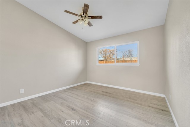 Detail Gallery Image 15 of 17 For 1041 W Avenue H2, Lancaster,  CA 93534 - 4 Beds | 2 Baths