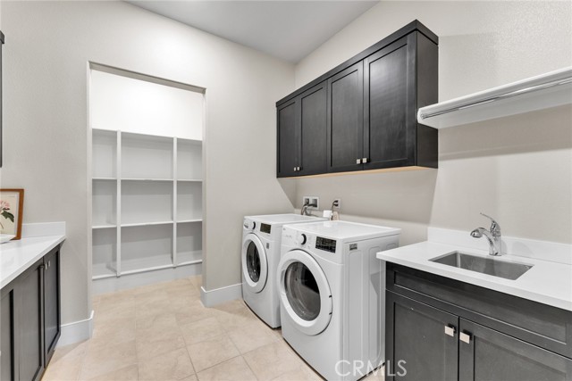 Detail Gallery Image 24 of 51 For 114 Crossover, Irvine,  CA 92618 - 5 Beds | 5/2 Baths