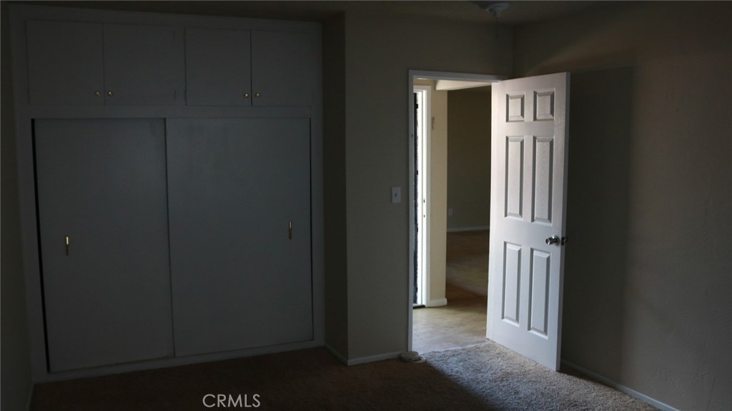 https://media.crmls.org/medias/c4782155-6c09-4a16-825a-2f5060da8886.jpg?preset=X-Large