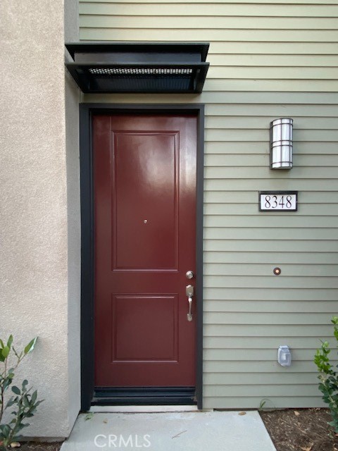 Detail Gallery Image 2 of 19 For 8348 N Canby Pl, Northridge,  CA 91325 - 3 Beds | 3/1 Baths