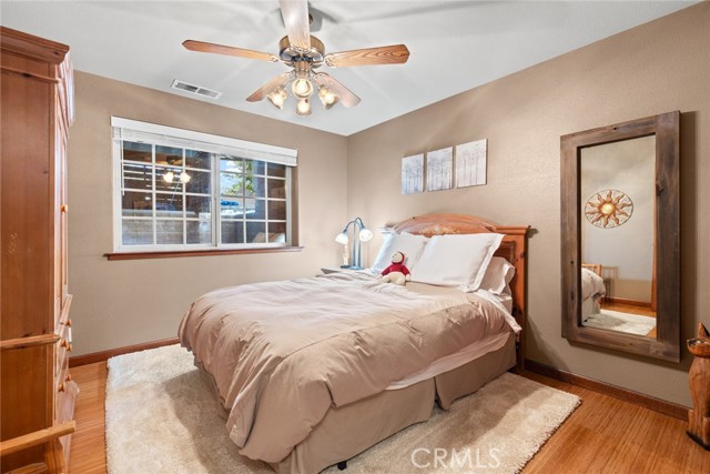 Detail Gallery Image 42 of 60 For 3515 Bell Estates Dr, Chico,  CA 95973 - 6 Beds | 5/1 Baths