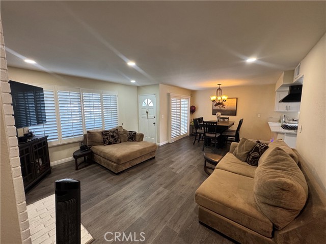 Detail Gallery Image 25 of 32 For 22031 Main, Carson,  CA 90745 - 2 Beds | 2 Baths