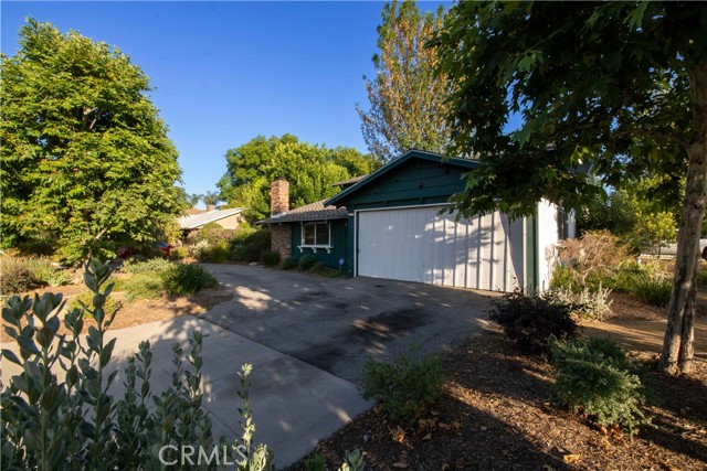 22654 Dolorosa Street, Woodland Hills CA: https://media.crmls.org/medias/c47a7f73-6614-4277-8c61-0999063dbcb5.jpg