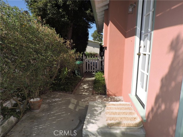 1604 Via Garfias, Palos Verdes Estates, California 90274, 2 Bedrooms Bedrooms, ,Residential,Sold,Via Garfias,SB17240788