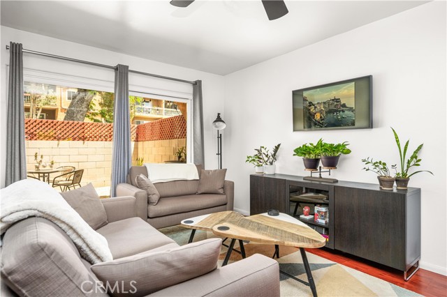 6600 Warner Avenue, Huntington Beach CA: https://media.crmls.org/medias/c47a8fab-3522-47f9-806f-11902bf856b1.jpg