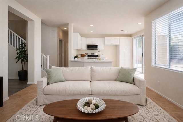 Detail Gallery Image 3 of 32 For 5661 Sagebrush, Chino Hills,  CA 91709 - 5 Beds | 3 Baths