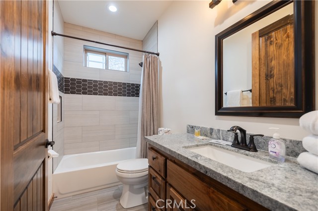 Detail Gallery Image 32 of 38 For 1618 Tuolumne Rd, Big Bear City,  CA 92314 - 4 Beds | 3/1 Baths