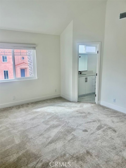 Detail Gallery Image 22 of 27 For 202 18th, Huntington Beach,  CA 92648 - 3 Beds | 2/1 Baths