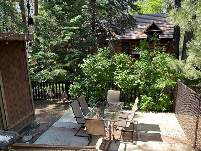 Detail Gallery Image 18 of 18 For 42592 Cedar Ave, Big Bear Lake,  CA 92315 - 2 Beds | 2 Baths
