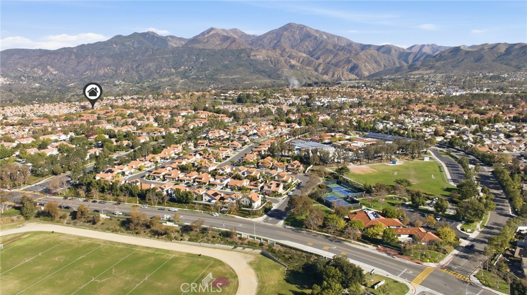 MLS #OC25256056 image #30