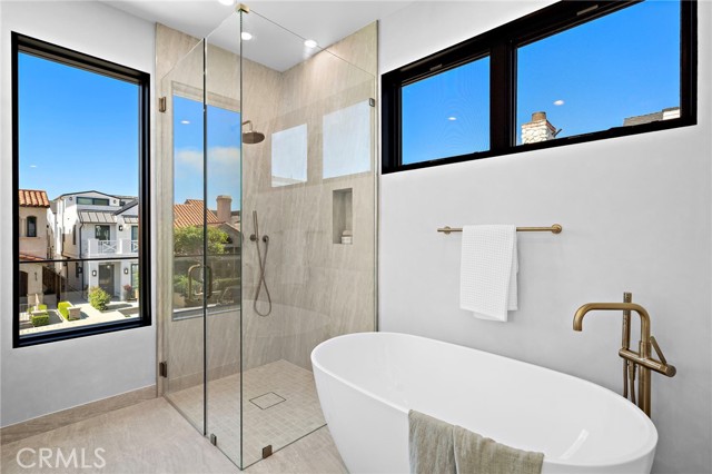 Detail Gallery Image 35 of 70 For 612 Begonia, Corona Del Mar,  CA 92625 - 3 Beds | 3/1 Baths