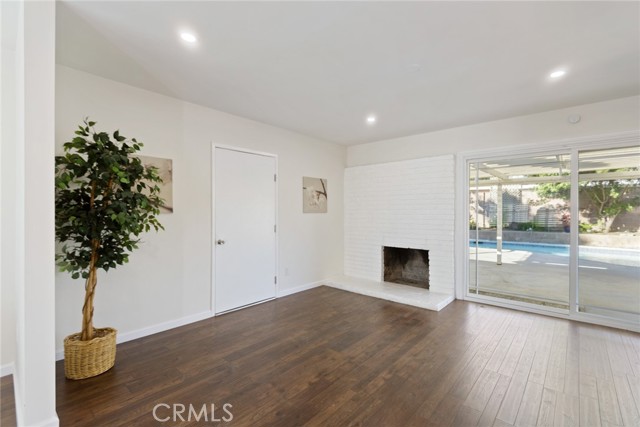 Detail Gallery Image 10 of 36 For 20101 Superior St, Chatsworth,  CA 91311 - 3 Beds | 2 Baths