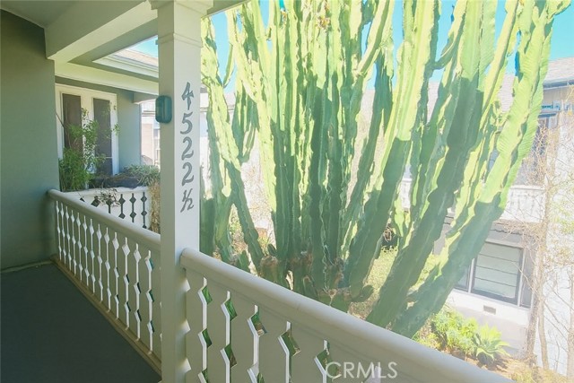 4522 Saint Elmo Drive, Los Angeles CA: https://media.crmls.org/medias/c47e0e23-9897-4532-822f-98c25f65d1ac.jpg
