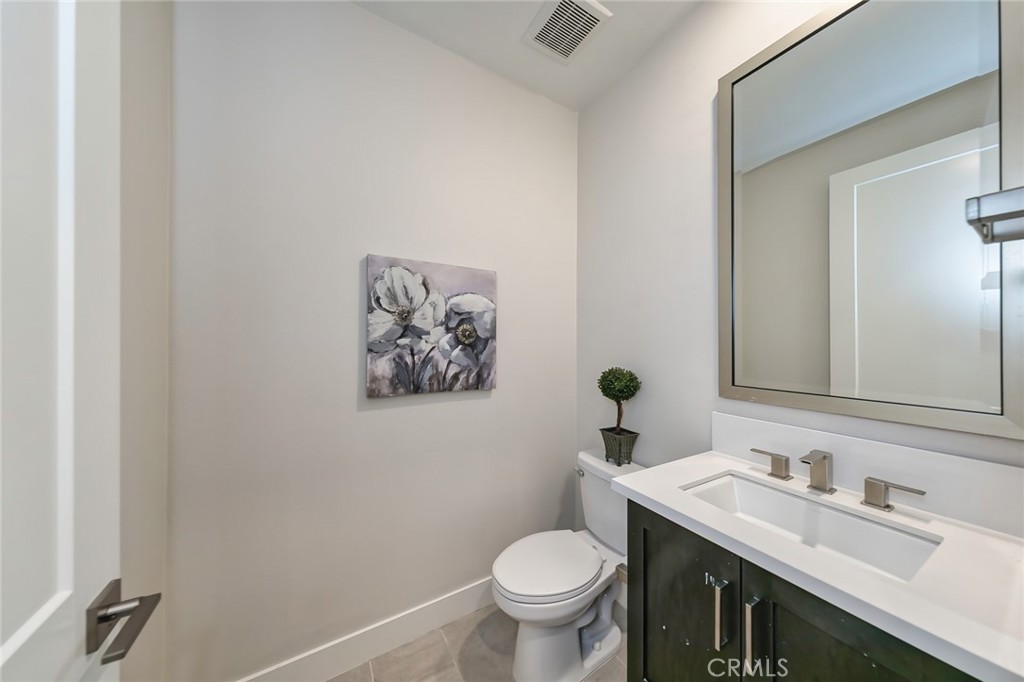 MLS #OC25221565 image #28