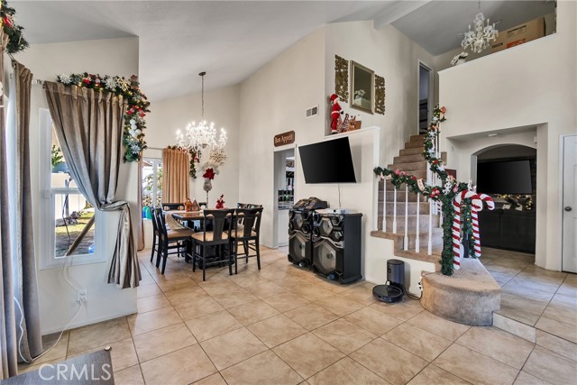 Detail Gallery Image 9 of 44 For 10340 via Apolina, Moreno Valley,  CA 92557 - 4 Beds | 2/1 Baths