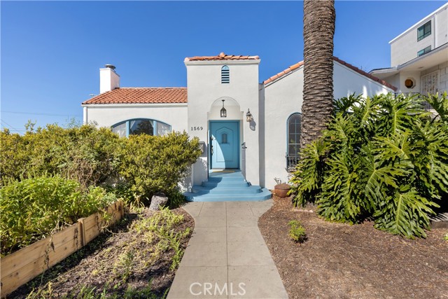 1569 South Orange Grove Avenue