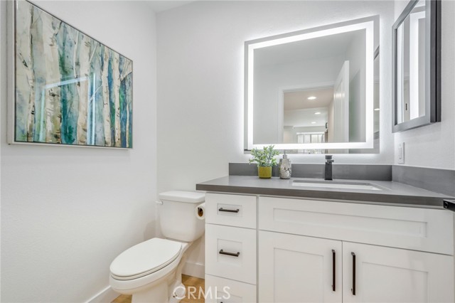Detail Gallery Image 20 of 26 For 1938 W Culver Ave #14,  Orange,  CA 92868 - 3 Beds | 2/1 Baths