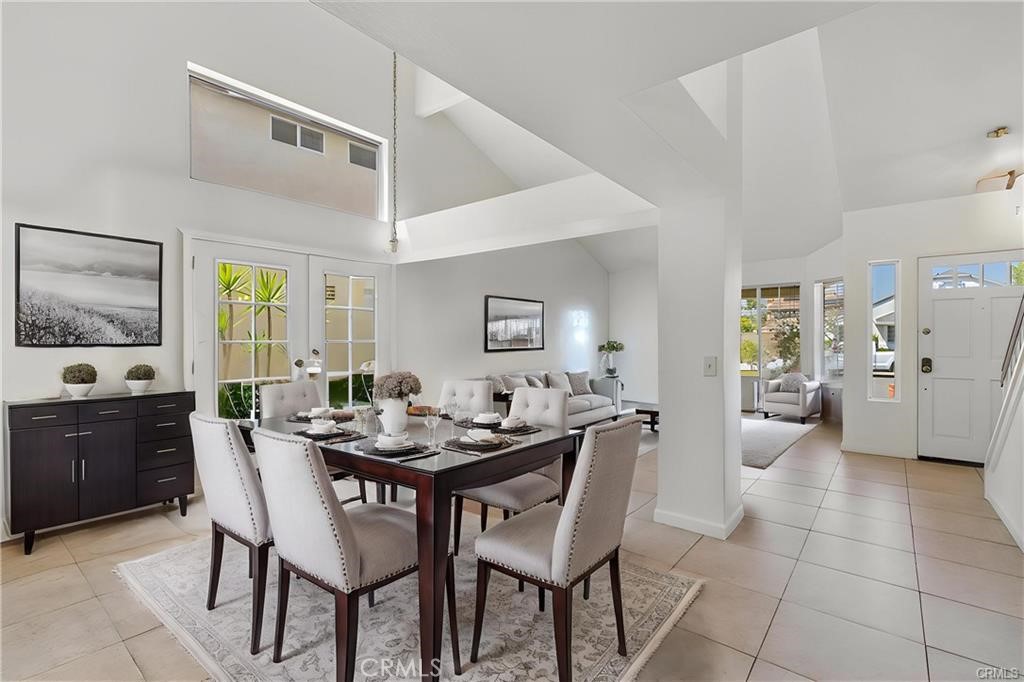 MLS #OC25224519 image #6