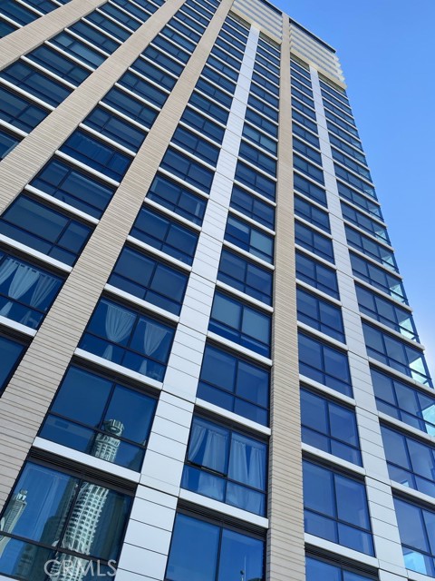 Detail Gallery Image 3 of 27 For 400 S Broadway #1813,  Los Angeles,  CA 90013 - 1 Beds | 1 Baths