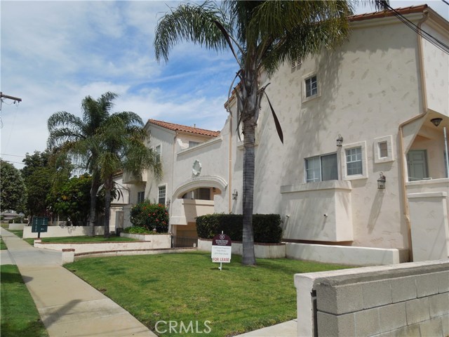 Detail Gallery Image 1 of 9 For 16008 La Salle Ave #3,  Gardena,  CA 90247 - 3 Beds | 2/1 Baths