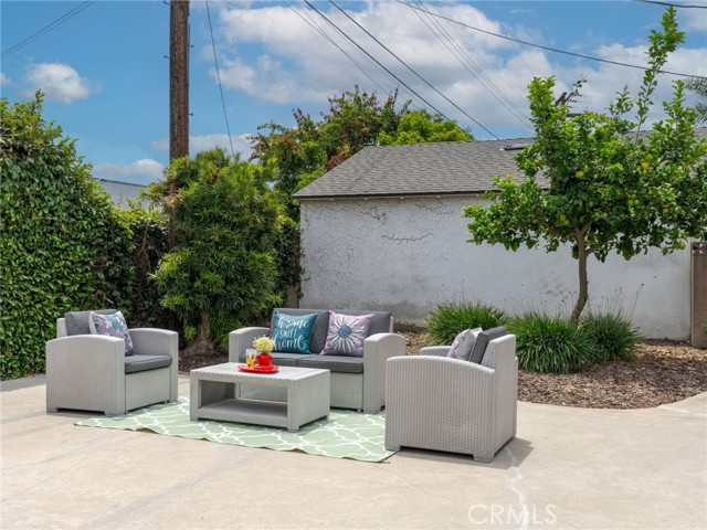 3340 Hillrose Dr, Rossmoor CA: https://media.crmls.org/medias/c485b6ac-990d-4183-9a03-785db8c7ba54.jpg