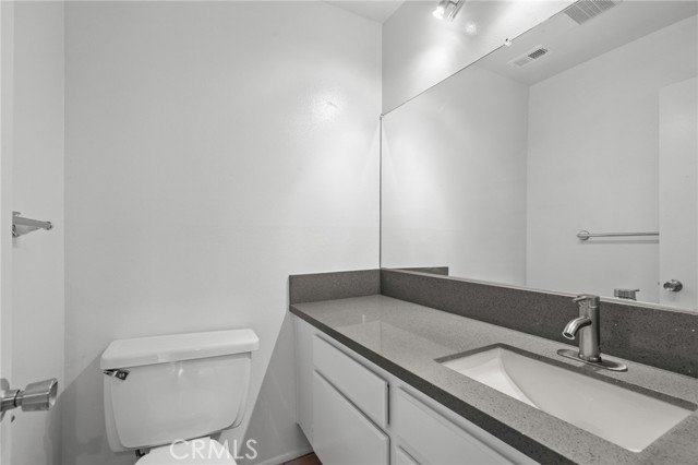 Detail Gallery Image 13 of 15 For 104 N Wilson Ave #6,  Pasadena,  CA 91106 - 2 Beds | 2 Baths