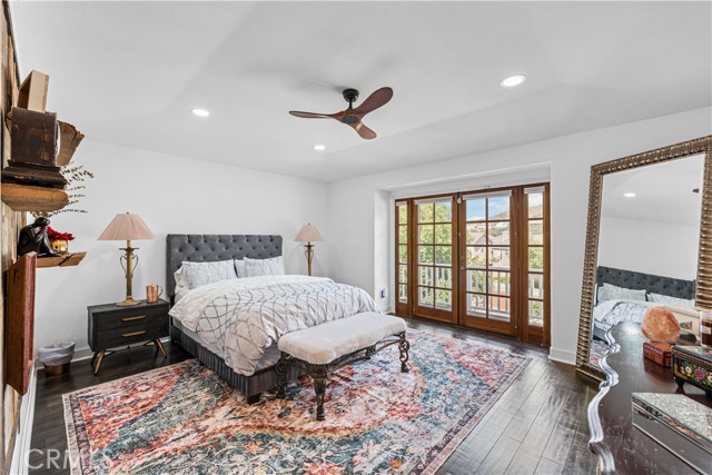 Detail Gallery Image 20 of 44 For 28314 Easton Ln, Saugus,  CA 91350 - 6 Beds | 3 Baths