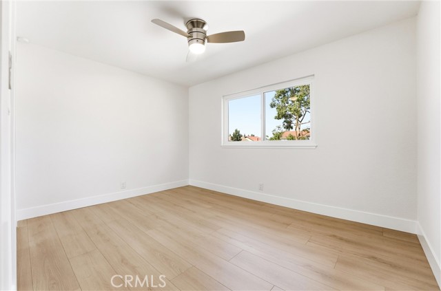 Detail Gallery Image 26 of 38 For 4171 Blackfin, Irvine,  CA 92620 - 4 Beds | 2/1 Baths