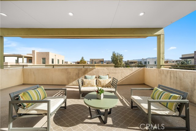 Detail Gallery Image 38 of 49 For 107 Interval, Irvine,  CA 92618 - 3 Beds | 2/2 Baths