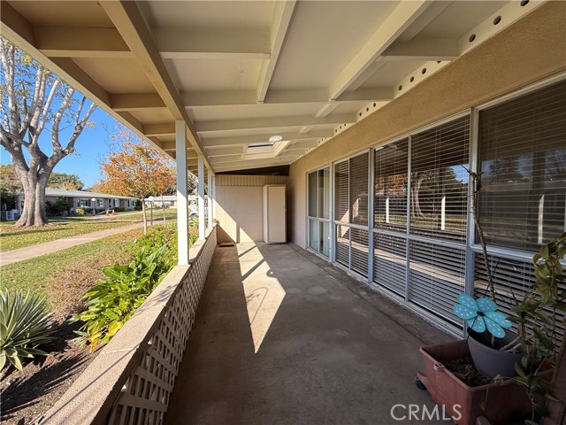 Detail Gallery Image 4 of 29 For 1321 Prestwick Rd 147k,  Seal Beach,  CA 90740 - 2 Beds | 1 Baths